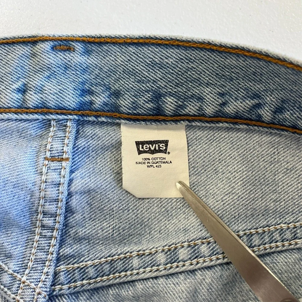 Levi's Jeans Men's Size 36 Blue‎ 501 Vtg Paper Tag 90's Button Fly Distressed